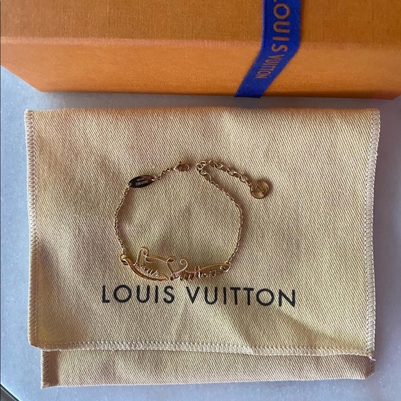 Louis Vuitton Affair Bracelet - Picture 1 of 4
